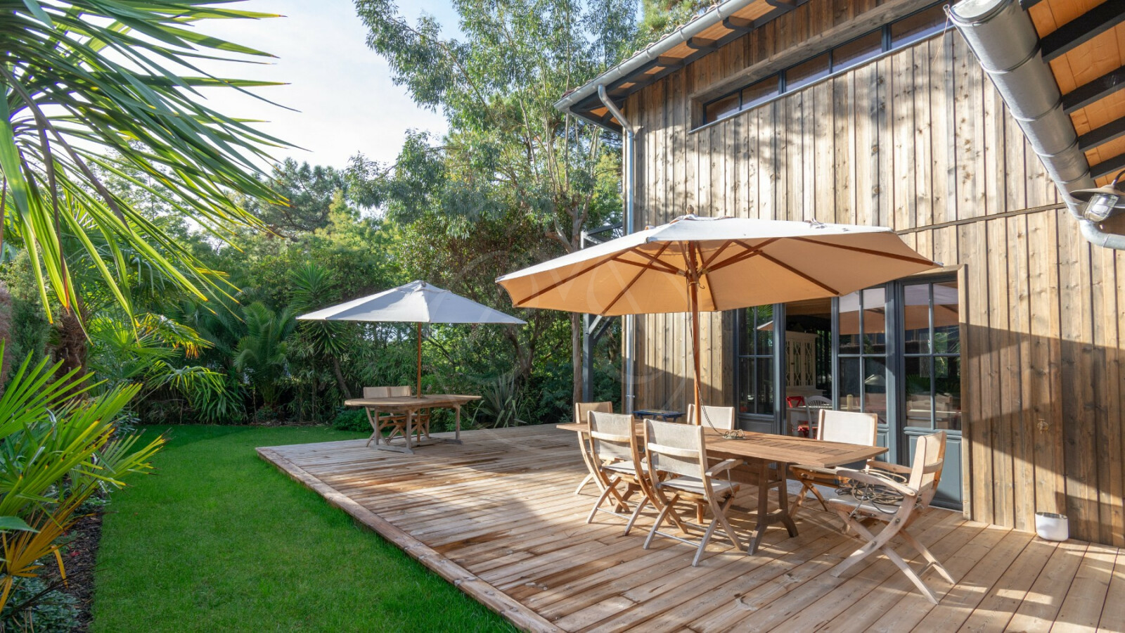 Cap Ferret, maison en bois neuve 'esprit cabane' proche plage. Immo