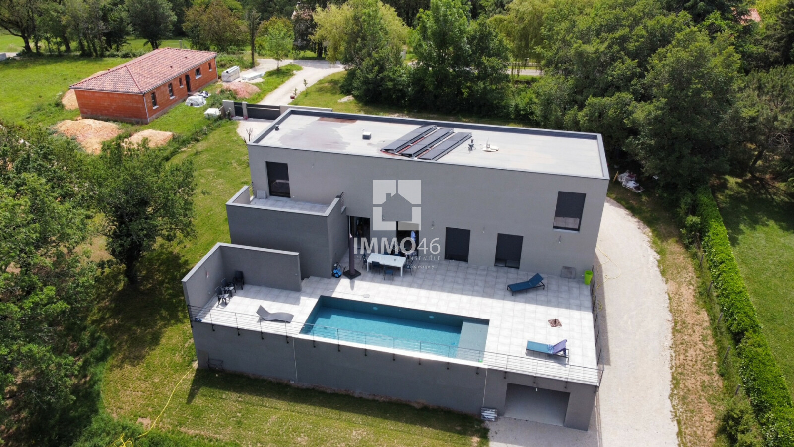 Maison 5 pièces 194 m² · à Cahors · 194 m² · 546 000 €